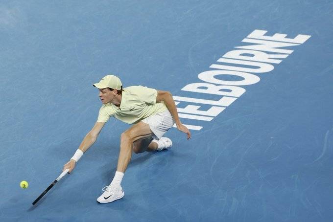 ATP最新排名公布:辛纳卫冕坐稳世界第一,张之臻商竣程小幅下滑