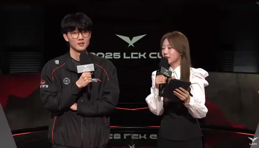 ag九游会亚洲真人第一品牌Viper为Zeus送上生日祝福:很感谢今天打得这么好,祝你生快🎂