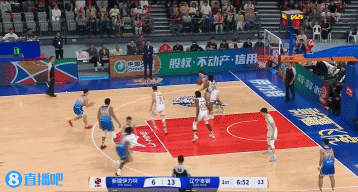 j9九游会官方登录💪够硬气!阿不都沙拉木篮下顶翻威尔斯将球打进