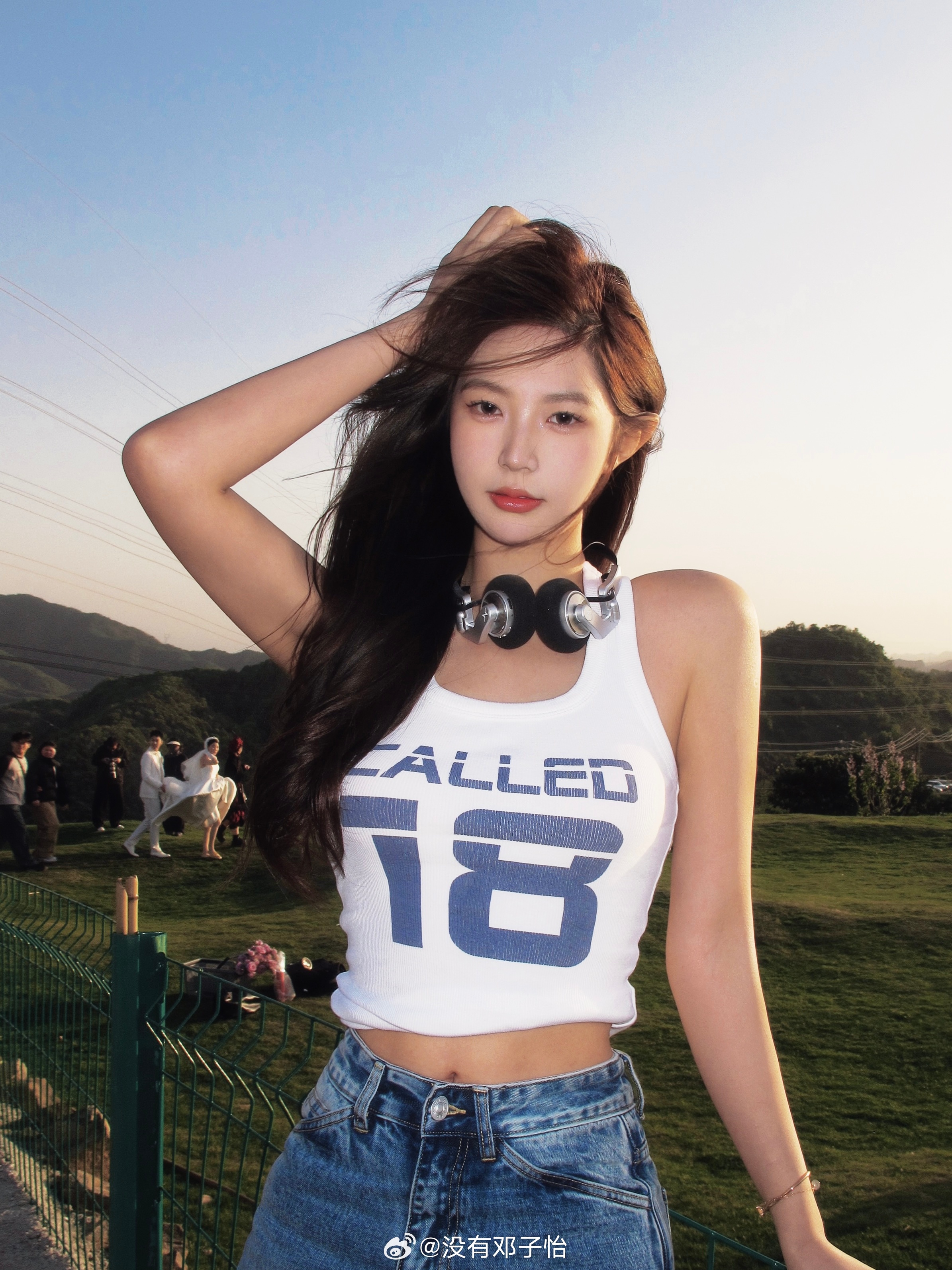 九游会j9官网真人游戏第一品牌火辣身材😍😍meiko女友邓子怡晒照:生命力溢出屏幕啦