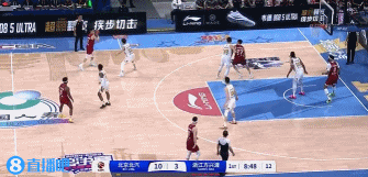 j9九游真人游戏第一平台抢下开局！周琦冲筐再得分&北京12-3打停广厦