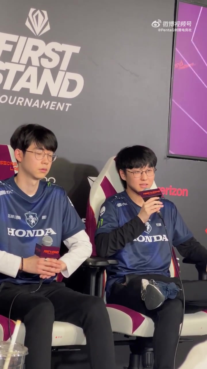 ag九游会亚洲真人第一品牌认爹环节!TL下路选手Yeon:你好我的父亲JackeyLove